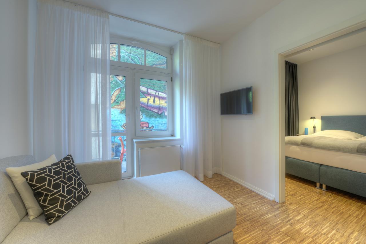 B-Boardinghouse Aparthotel Dusseldorf Ngoại thất bức ảnh