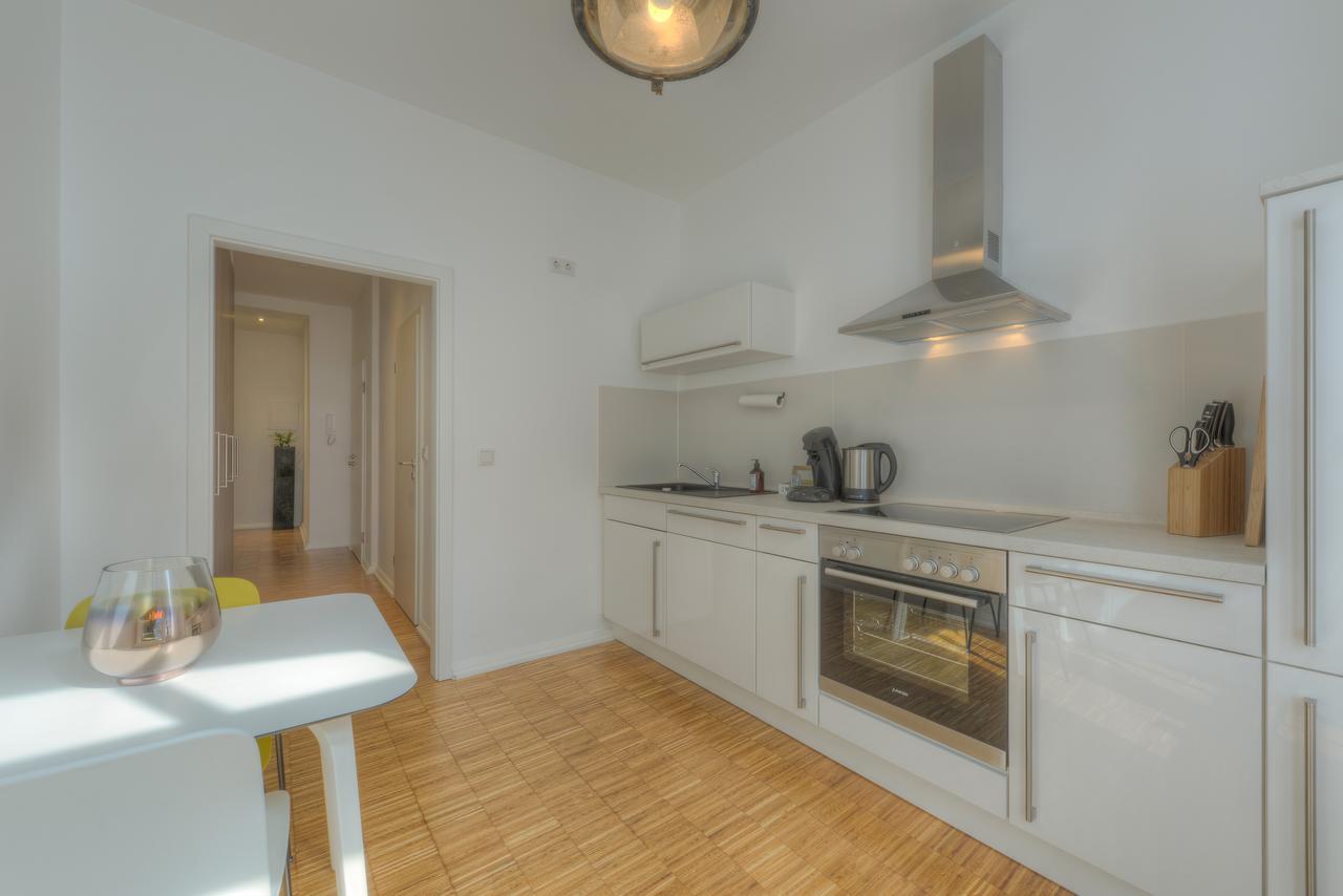 B-Boardinghouse Aparthotel Dusseldorf Ngoại thất bức ảnh