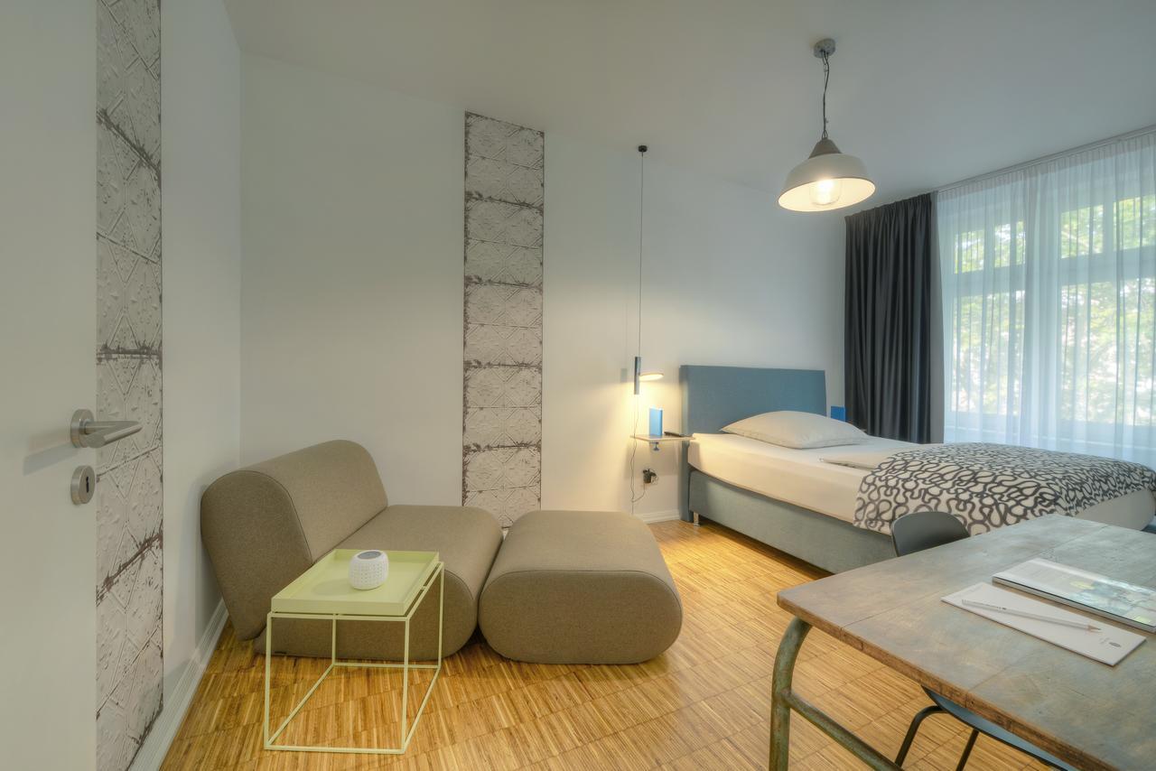 B-Boardinghouse Aparthotel Dusseldorf Ngoại thất bức ảnh