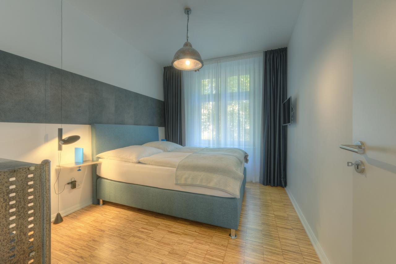 B-Boardinghouse Aparthotel Dusseldorf Ngoại thất bức ảnh