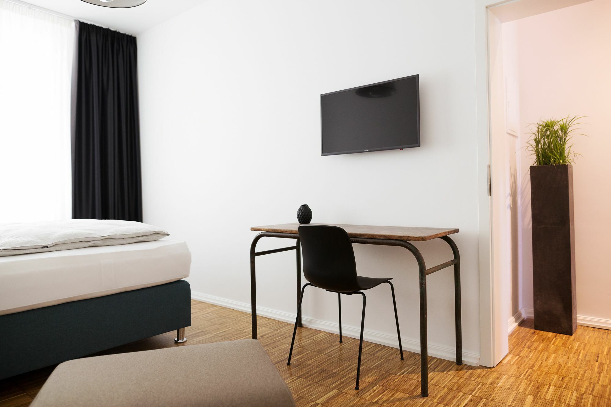 B-Boardinghouse Aparthotel Dusseldorf Ngoại thất bức ảnh